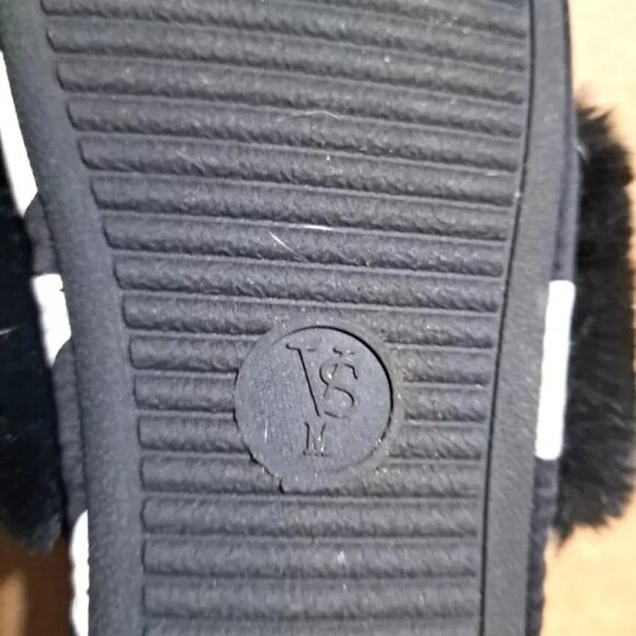 Victoria's Secret Signature Black with White Polka Dot Satin Slippers Sz M (7/8) - Picture 7 of 8